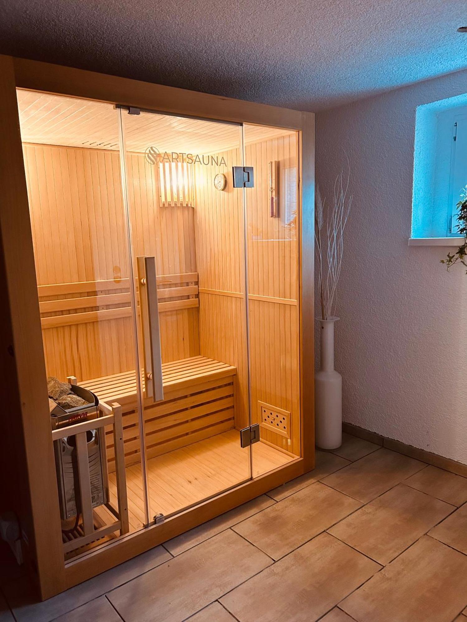Pool, Sauna Und Blick Ins Gruene Wittenberg 外观 照片